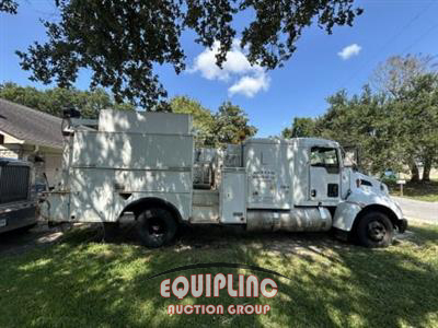 2008 Kenworth T300 4X2 S/A UTILITY SLEEPER W