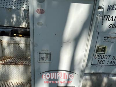 2008 Kenworth T300 4X2 S/A UTILITY SLEEPER W