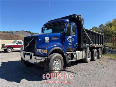 2017 Volvo VHD