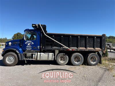 2017 Volvo VHD
