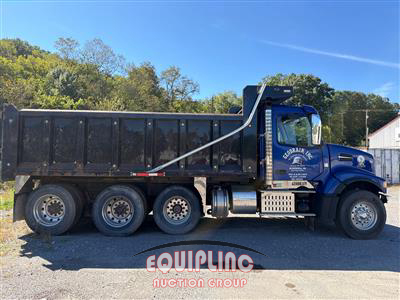 2017 Volvo VHD