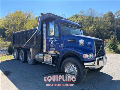 2017 Volvo VHD