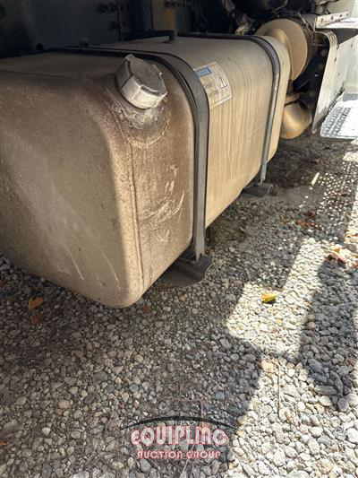 2015 Freightliner M2