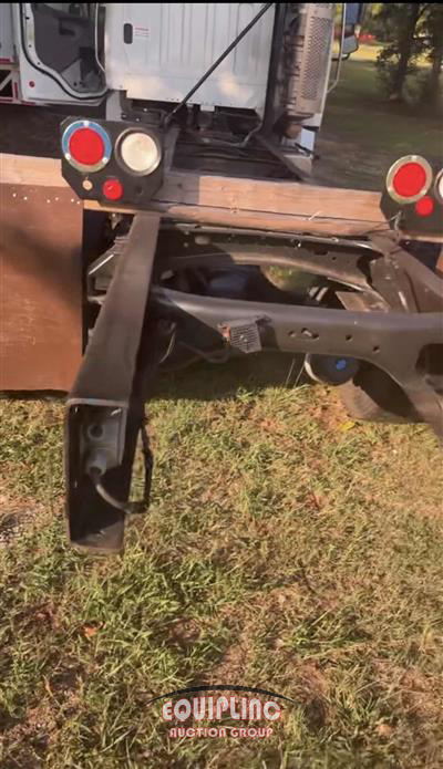 2019 Freightliner M2 106 S/A CAB & CHASSIS