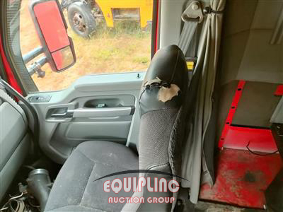 2017 Kenworth T680 6X4 T/A SLEEPER TRUCK TRA