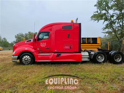 2017 Kenworth T680 6X4 T/A SLEEPER TRUCK TRA