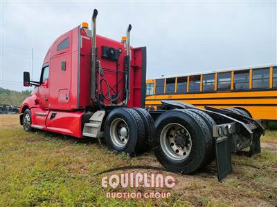 2017 Kenworth T680 6X4 T/A SLEEPER TRUCK TRA