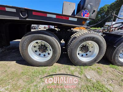 2003 Mack CH613 TRI/A DAY CAB TRUCK TRAC