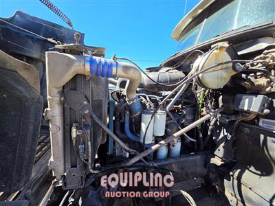 2003 Mack CH613 TRI/A DAY CAB TRUCK TRAC