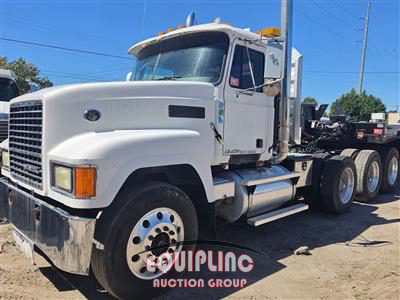 2003 Mack CH613 TRI/A DAY CAB TRUCK TRAC