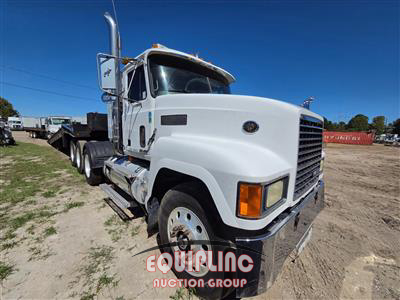2003 Mack CH613 TRI/A DAY CAB TRUCK TRAC