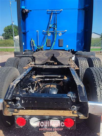 2019 Kenworth T680 6X4 T/A SLEEPER TRUCK TRA