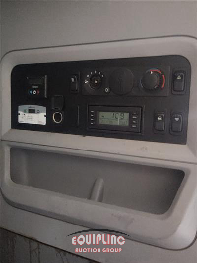 2019 Kenworth T680 6X4 T/A SLEEPER TRUCK TRA