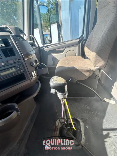 2014 Volvo VNL