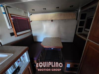 2013 Volvo VNL 6X4 T/A SLEEPER TRUCK TRAC