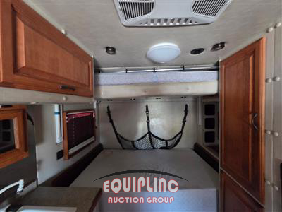 2013 Volvo VNL 6X4 T/A SLEEPER TRUCK TRAC