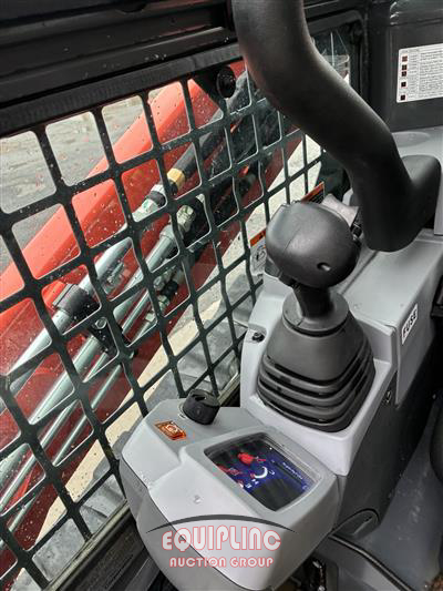 2024 Kubota SVL65-2