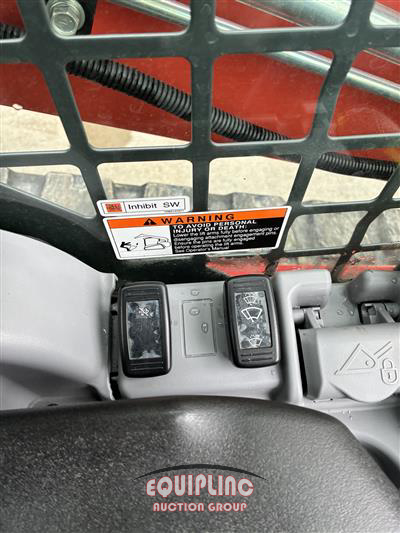2024 Kubota SVL65-2