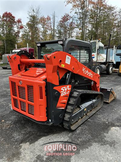 2024 Kubota SVL65-2