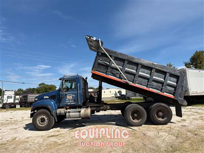 2006 Mack CV713