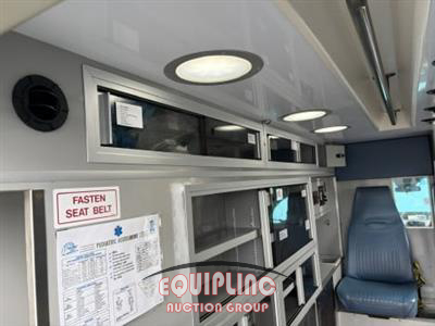 2016 Ford TRANSIT 250 S/A AMBULANCE