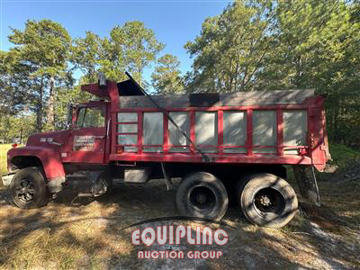 1984 Ford 8000