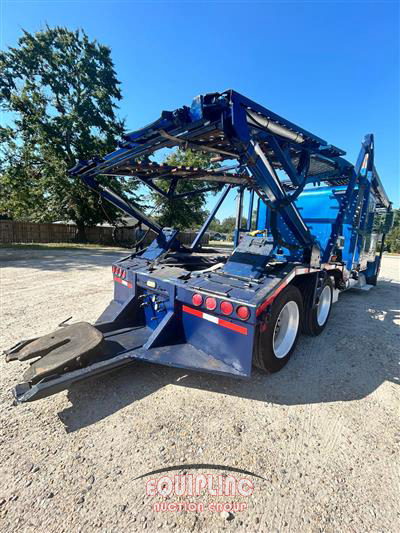 2001 Peterbilt 379 6X4 T/A SLEEPER TRUCK TRAC