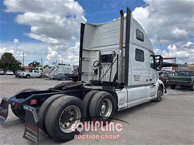 2020 Volvo VNL