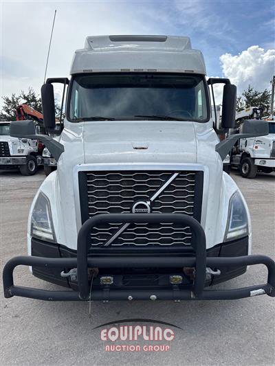 2020 Volvo VNL