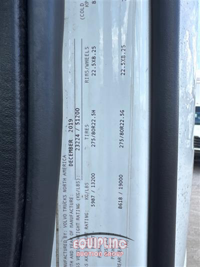 2020 Volvo VNL