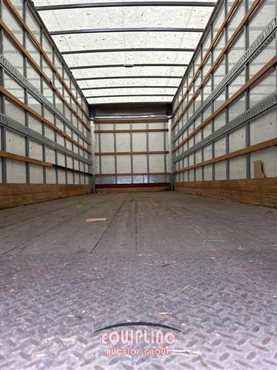 2019 Freightliner M2 4X2 S/A 26FT NON CDL BOX TR