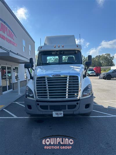 2018 Freightliner CASCADIA