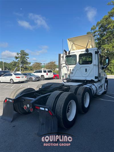 2018 Freightliner CASCADIA