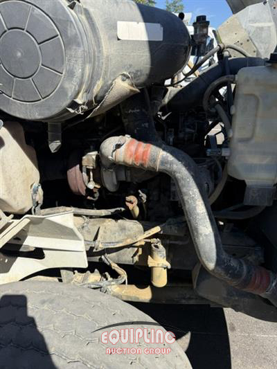 2005 International 9200 T/A DUMP TRUCK