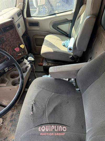 2005 International 9200 T/A DUMP TRUCK
