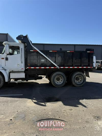 2005 International 9200 T/A DUMP TRUCK