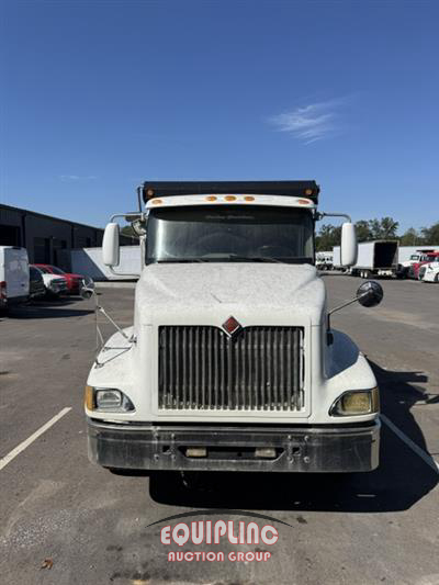 2005 International 9200 T/A DUMP TRUCK