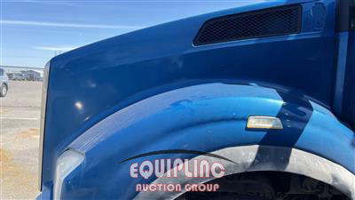 2016 Kenworth T880 TRI/A DUMP TRUCK 