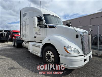 2018 Kenworth T680 6X4 T/A SLEEPER TRUCK TRA