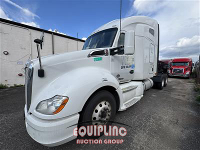 2018 Kenworth T680 6X4 T/A SLEEPER TRUCK TRA