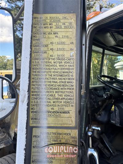 1999 Mack RD688S T/A DUMP TRUCK