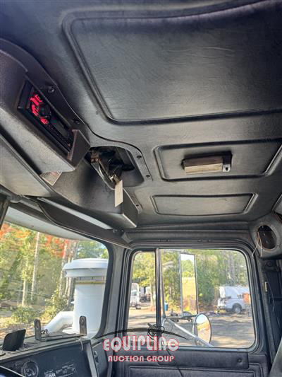 1999 Mack RD688S T/A DUMP TRUCK