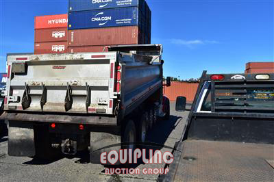 2025 Peterbilt 567 QUI/A DUMP TRUCK
