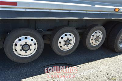 2025 Peterbilt 567 QUI/A DUMP TRUCK