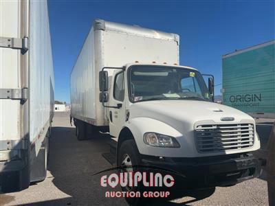 2020 Freightliner M2 4X2 S/A 26FT NON CDL BOX TR