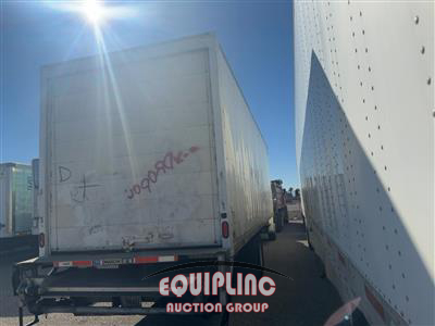 2020 Freightliner M2 4X2 S/A 26FT NON CDL BOX TR