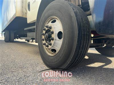 2020 Freightliner M2 4X2 S/A 26FT NON CDL BOX TR