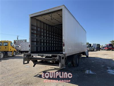 2020 Freightliner M2 4X2 S/A 24FT NON CDL BOX TR