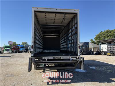 2020 Freightliner M2 4X2 S/A 24FT NON CDL BOX TR