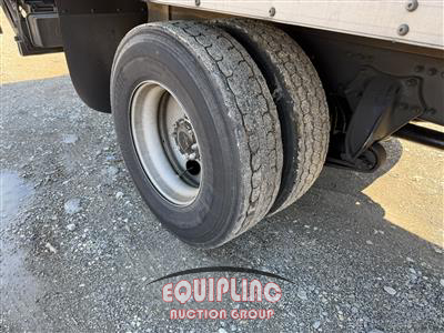 2020 Freightliner M2 4X2 S/A 24FT NON CDL BOX TR